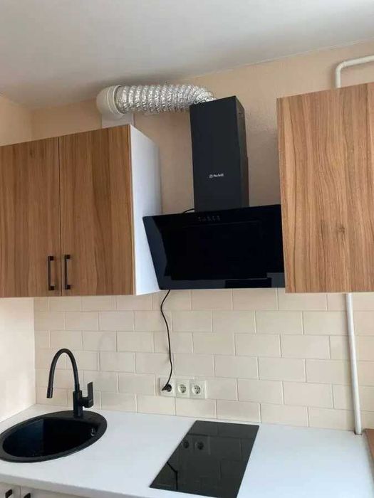 Двустаен имот в кв.Света Троица