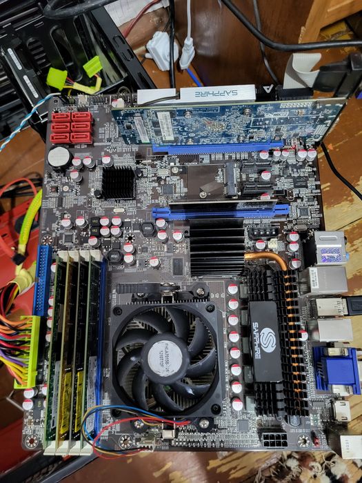 Продам системный блок компьютер AMD 32Gb