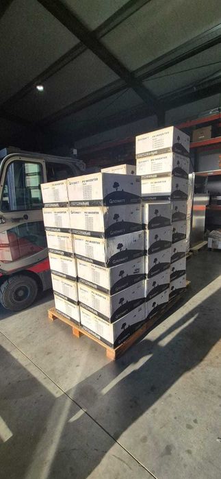 Vand invertoare fotovoltaice