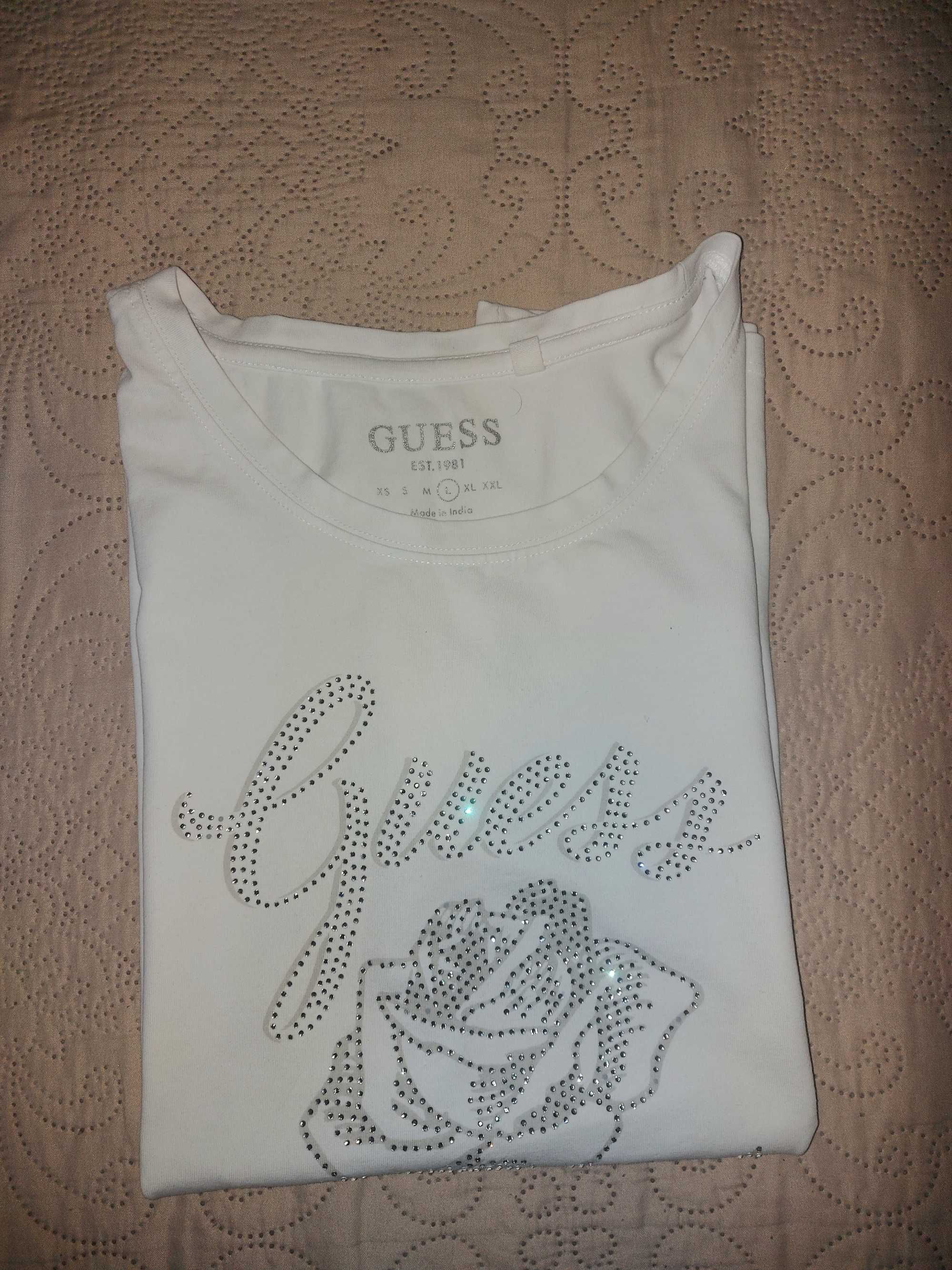 Дамска тениска на марката Guess