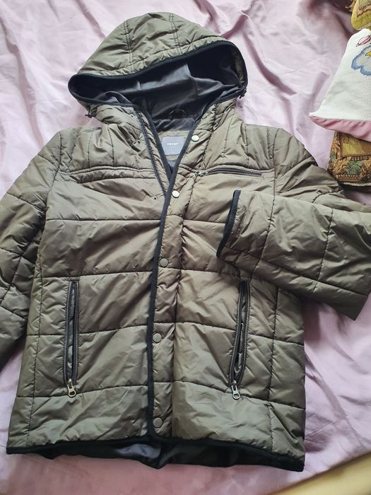 Куртка тёплая на мальчика. 10-12 лет