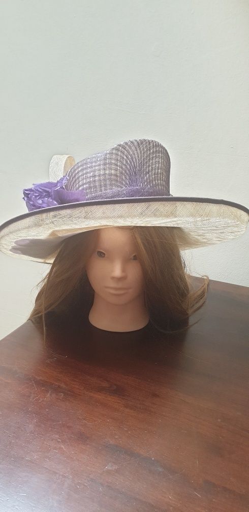 Pălărie pentru nuntă