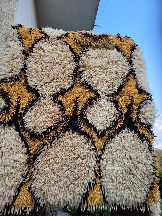 Китеници - ръчно изработени от вълна