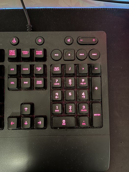 Tastatura logitech 213