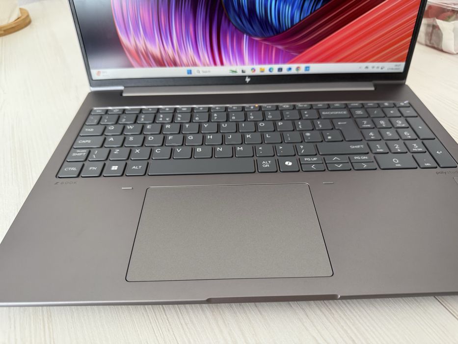 Laptop Hp Zenbook power G11 Intel Ultra 7 32Gb ram