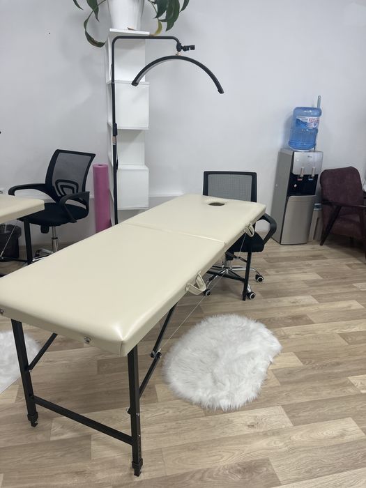 Рабочее место мастера по наращиванию ресниц  на аренду