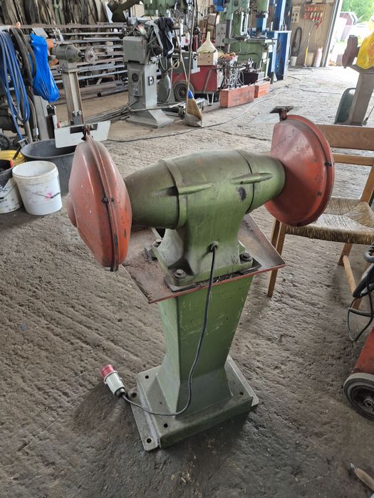 Polizor trifazic 250mm