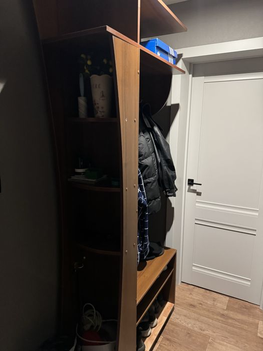 Продам прихожую в хорошем состоянии