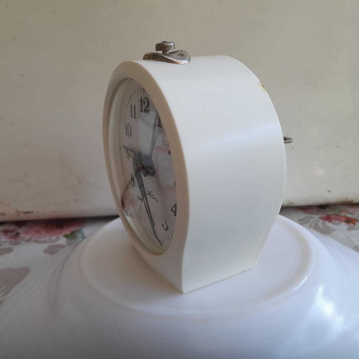 Ceas desteptator de masa/semineu-mecanic SAVANI fabricat in URSS