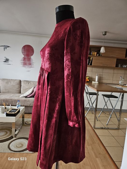 Rochite 10-12 ani..45 lei