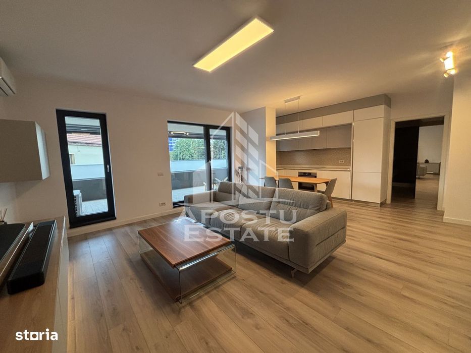 Apartament cu 3 camere,2 bai la Isho, balcon mare 20 mp, etajul intai