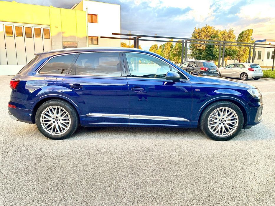 Audi Q7 2022 Sline