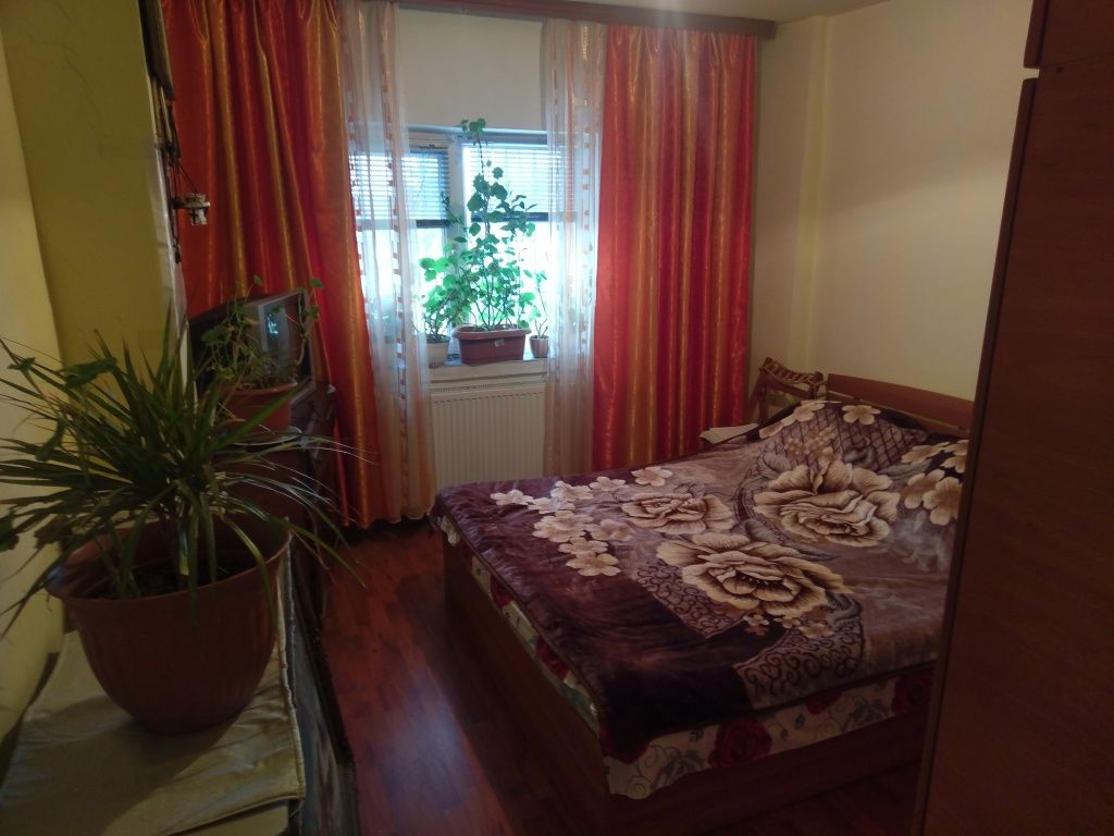 Vand apartament 3 camere Agigea