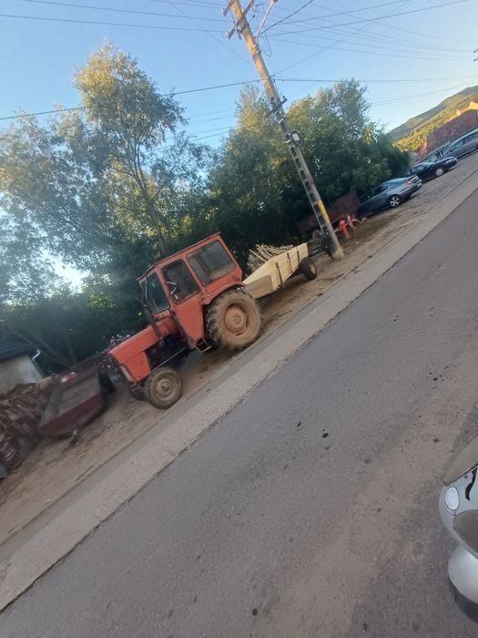 Tractor U 445 tot funcțional