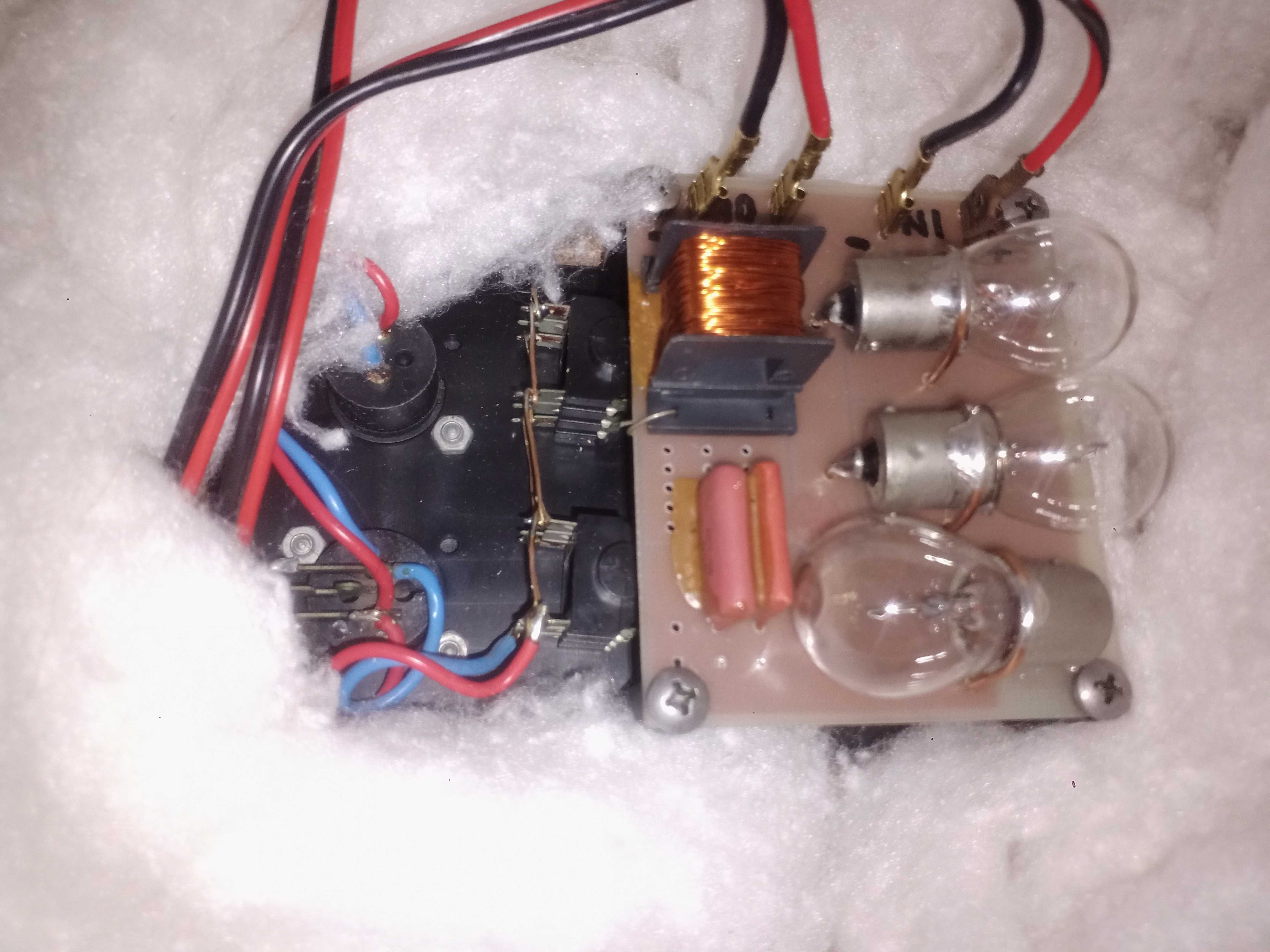 Крайното стъпалото Oberton B500 2x250W и тонколони.
