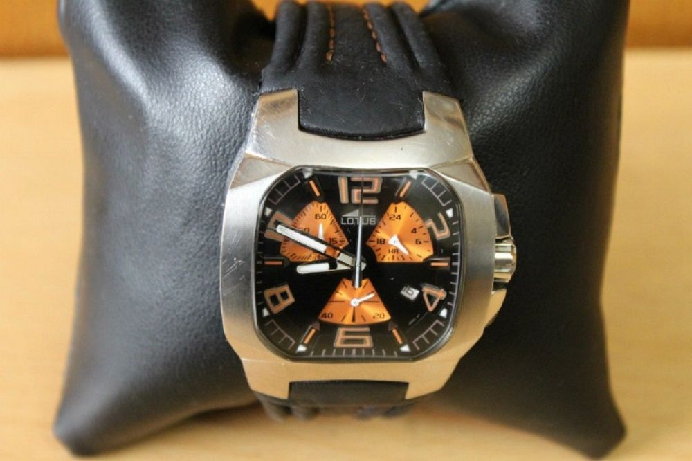 Часовник оригинален марков LOTUS CHRONOGRAPH