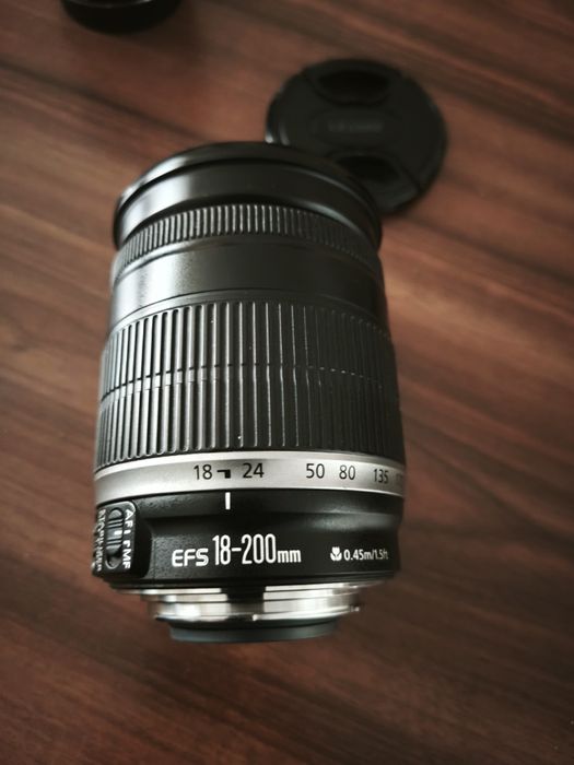 Obiectiv Canon ef-s 18 -200 1:3,5-5,6 IS