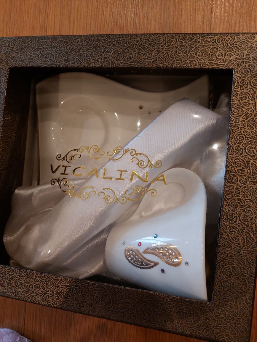 Подарочный набор посуды VIKALINA со стразами