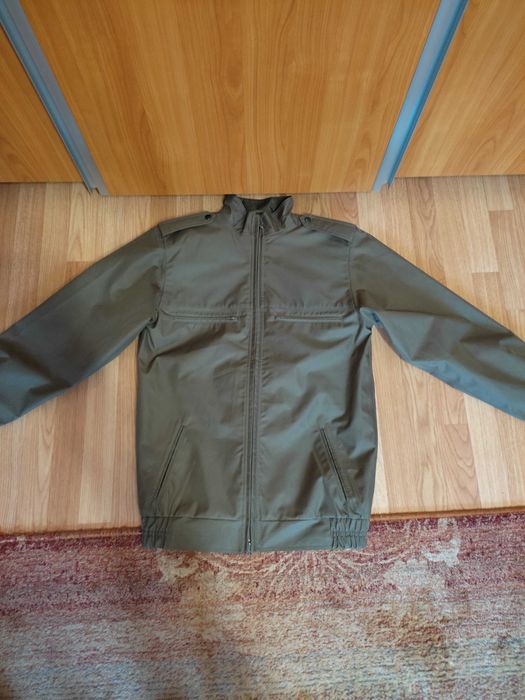 Geacă militară scurtă