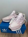 Обувки Adidas