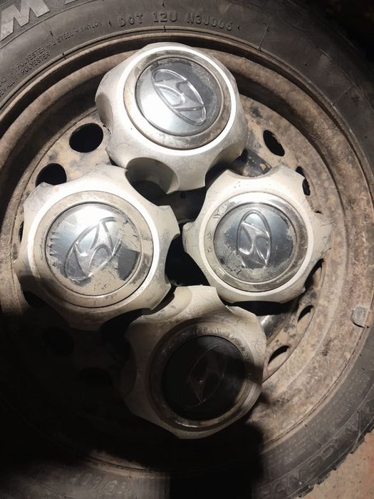 Продам на хюндай терраган комплект 4шт