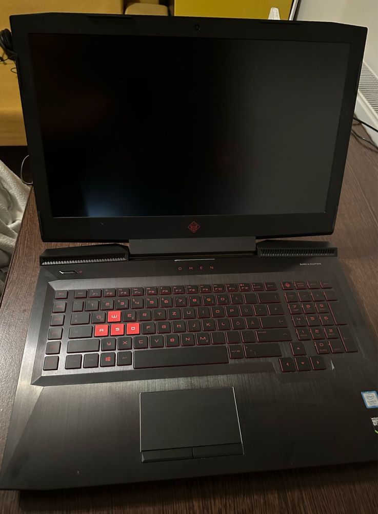 Laptop OMEN by HP 17-an0xx