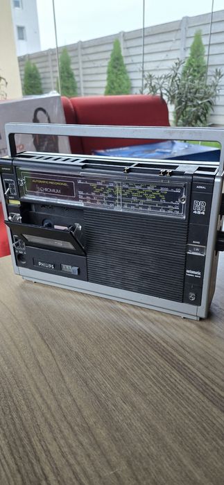 Radio casetofon Philips RR 454 pentru restaurare
