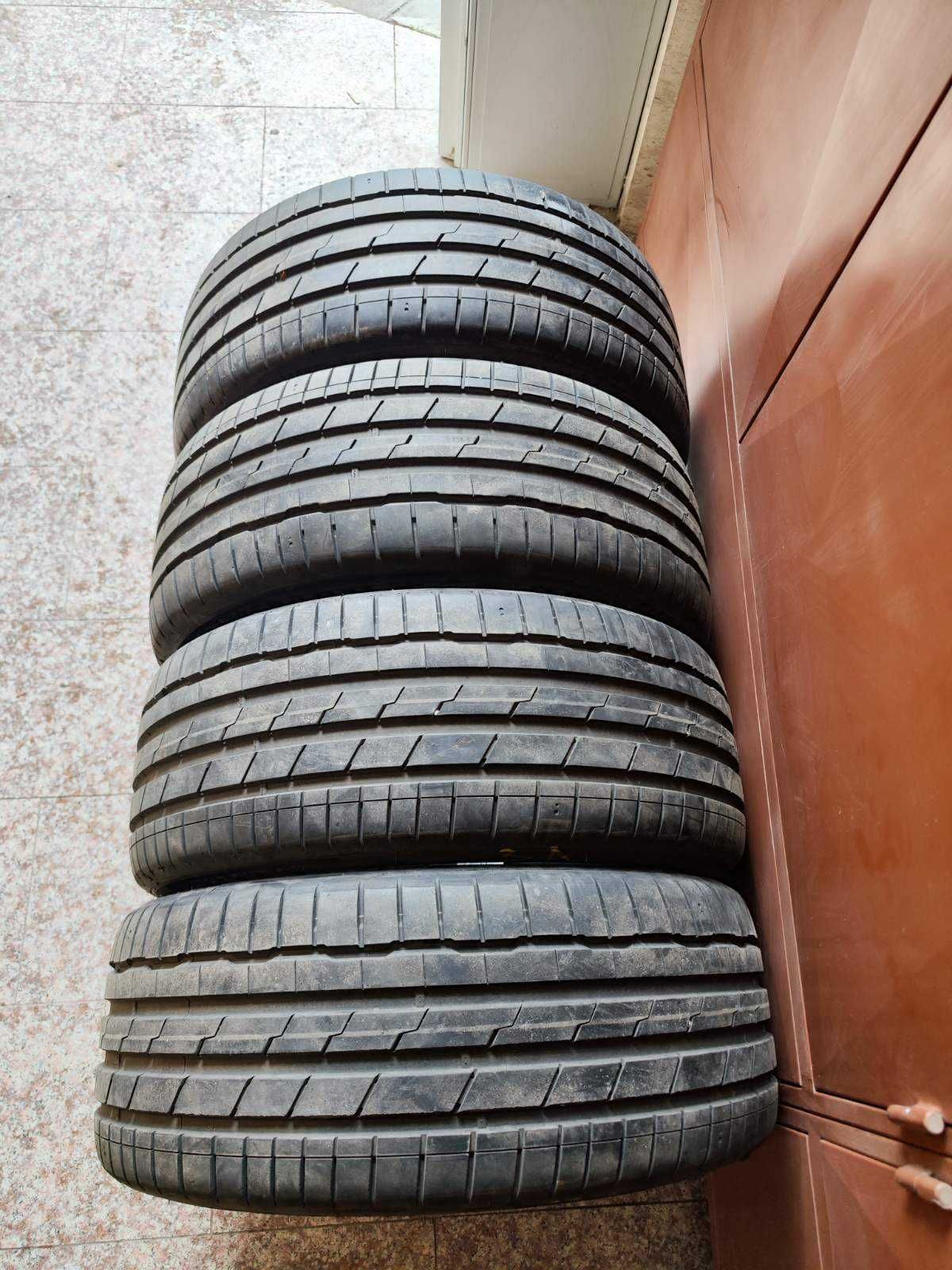 Продавам летни гуми 255/45 R19  hankook ventus S1 evo3 RFT 2021 година