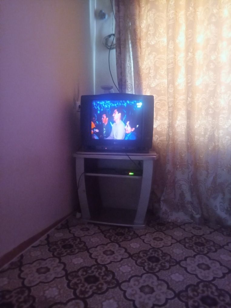 LG Televizor sotiladi