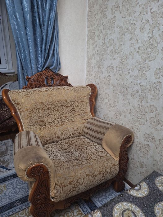 Kresla yahshi holatda