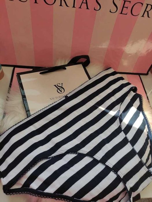 Victoria's Secret празнична колекция бельо прашки бикини