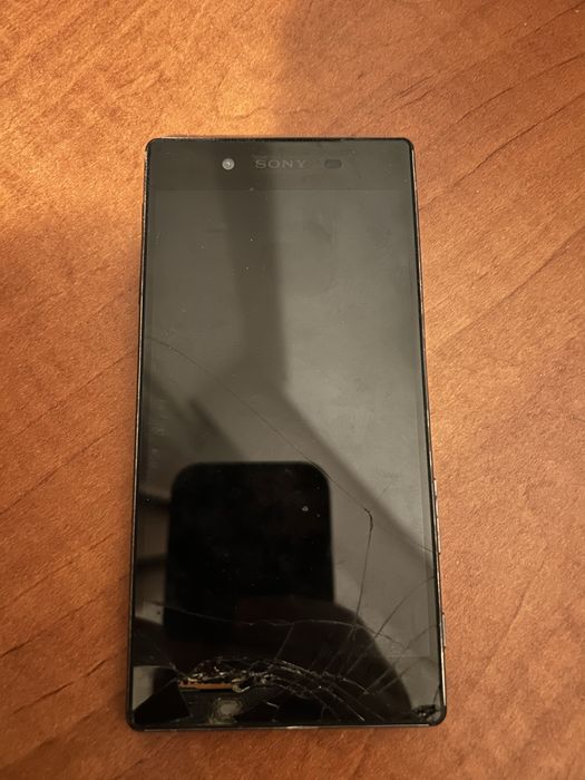 Vand telefon Sony defect