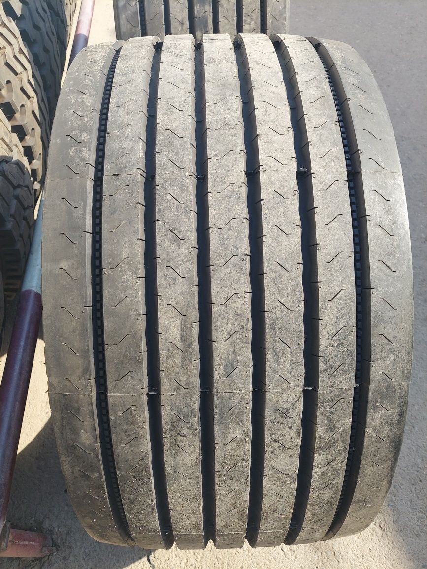 Грузовые Автошина 385/55R22.5 giti