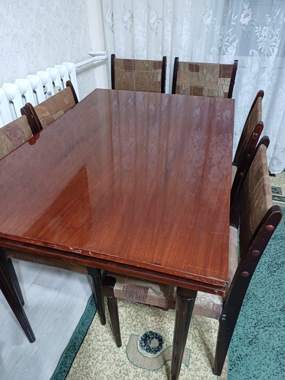 Продам стол со стульями