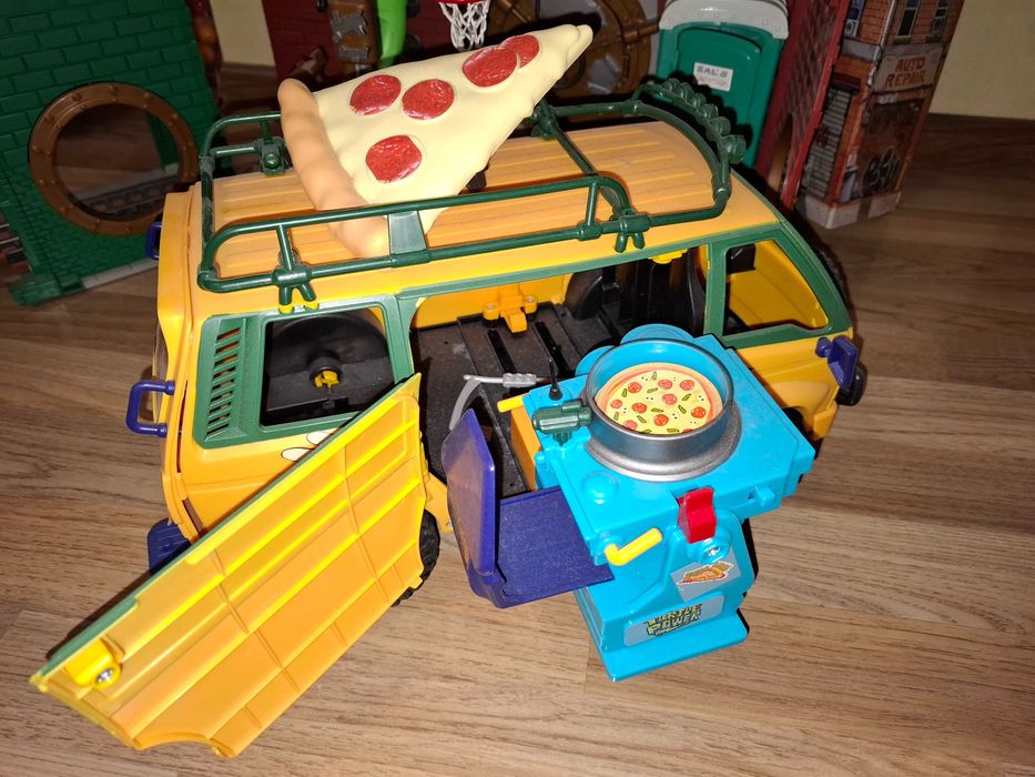 Костенурки нинджа Пълен хаос камион микробус