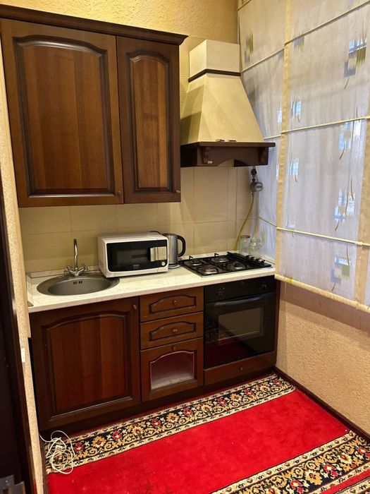 Аренда в центре города 3 комнатная 700$