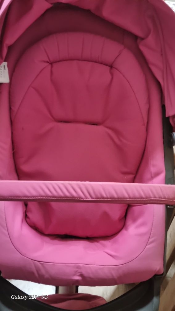 Căruț Stokke V2 model