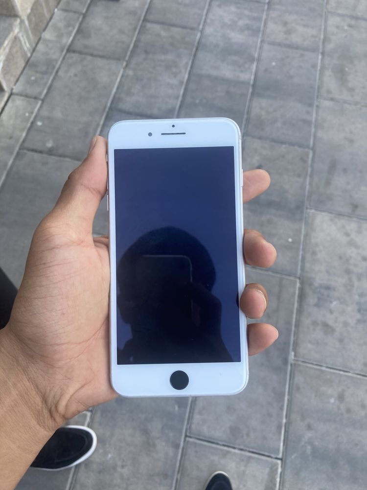 ,,IPhone 8+’’ faqat obmenga