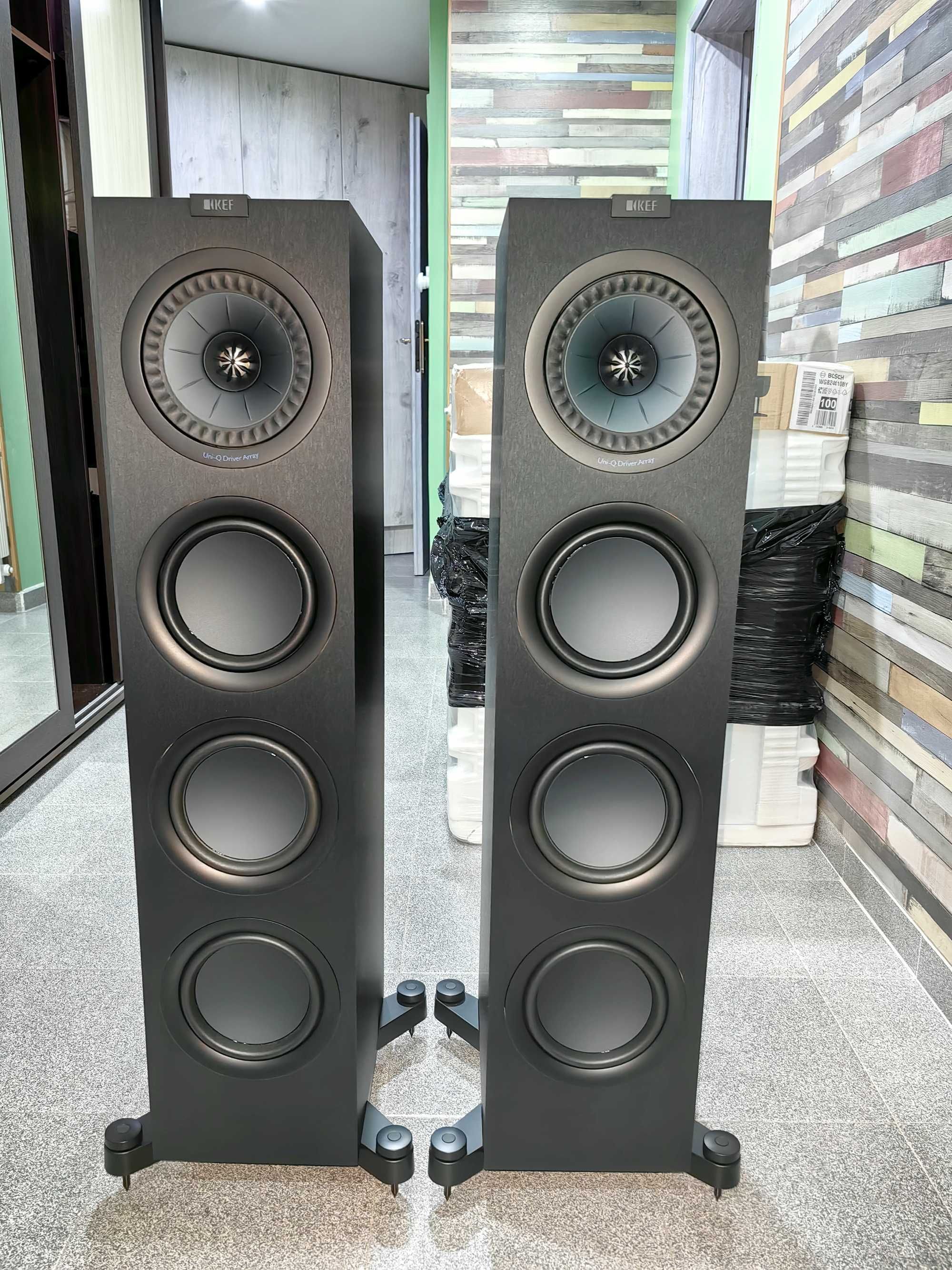 Тонколони  KEF Q750
