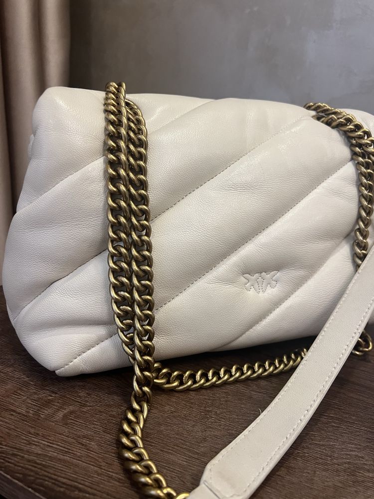 Дамска чанта PINKO