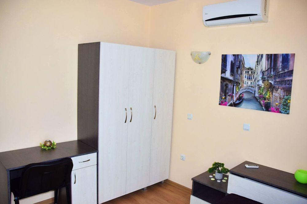 Дава се под наем Тристаен апартамент в Варна, Център - 90 кв.м за 510 € - Снимка #5