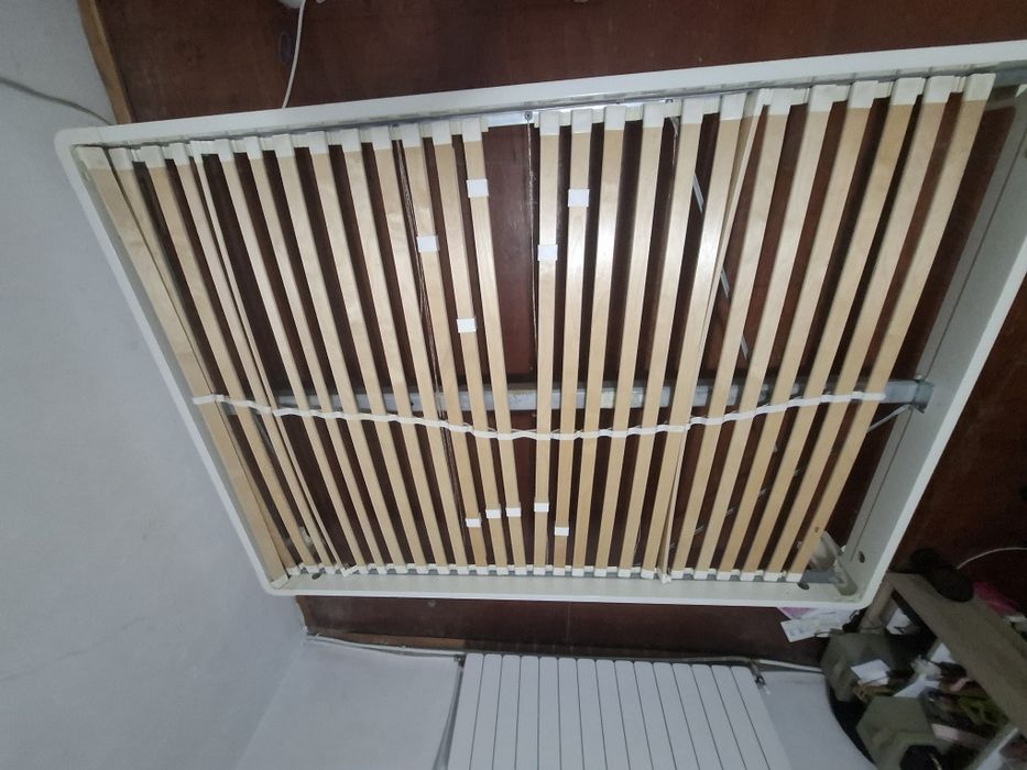 Рамка за легло от Икеа с подматрачна рамка 200/140