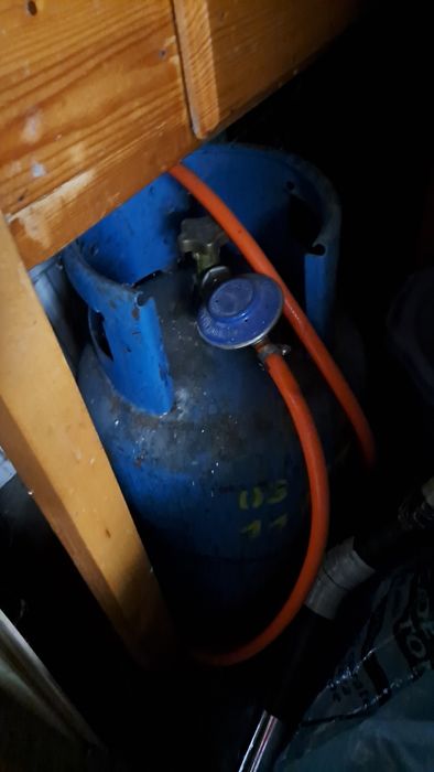 Butelie Aragaz cu guler