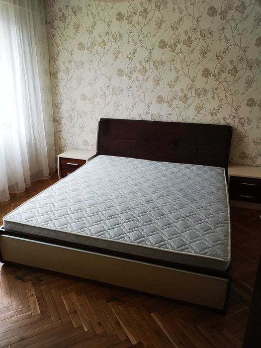 Тристаен обзаведен Владиславово