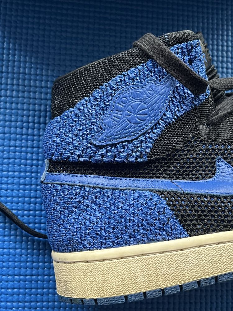 Air JORDAN 1 Flyknit “Royal”: 42  / Оригинал