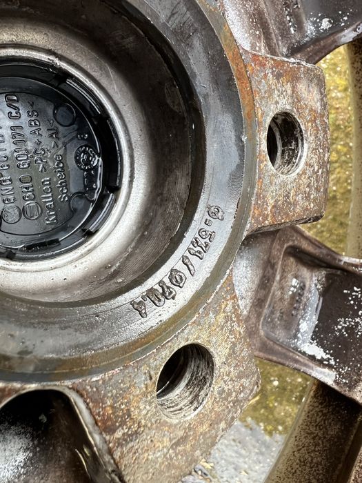 Jante 5x100 15 inch (golf 4, bora, etc)