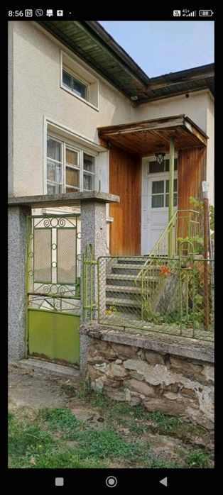 Продавам къща село Дъбене