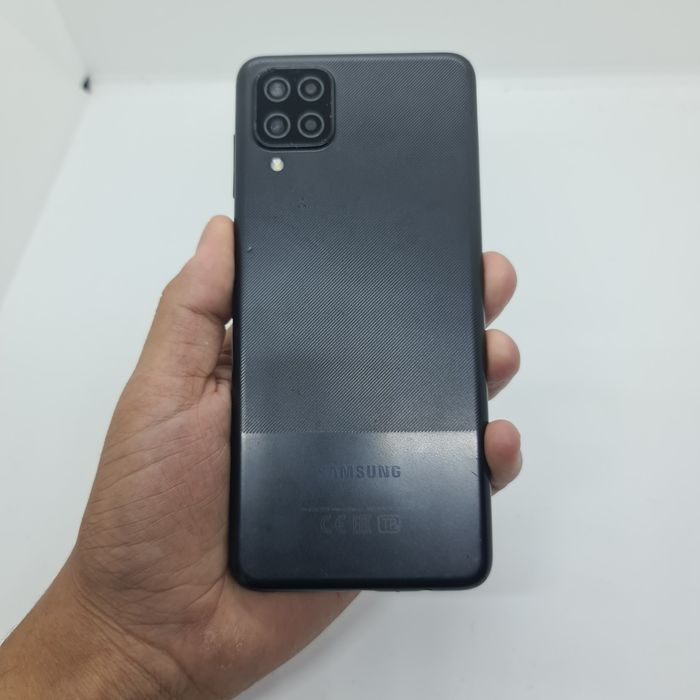 Samsung A12 sotiladi 64Gb