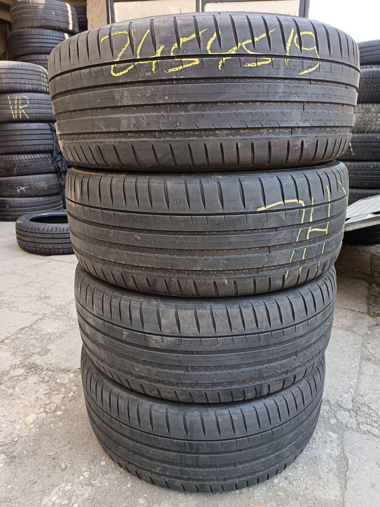 Anvelope vara 245 45 19 Michelin 2021 5mm
