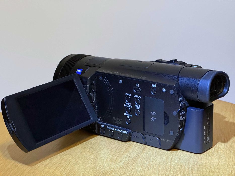 camera video Sony FDR-AX100 4K